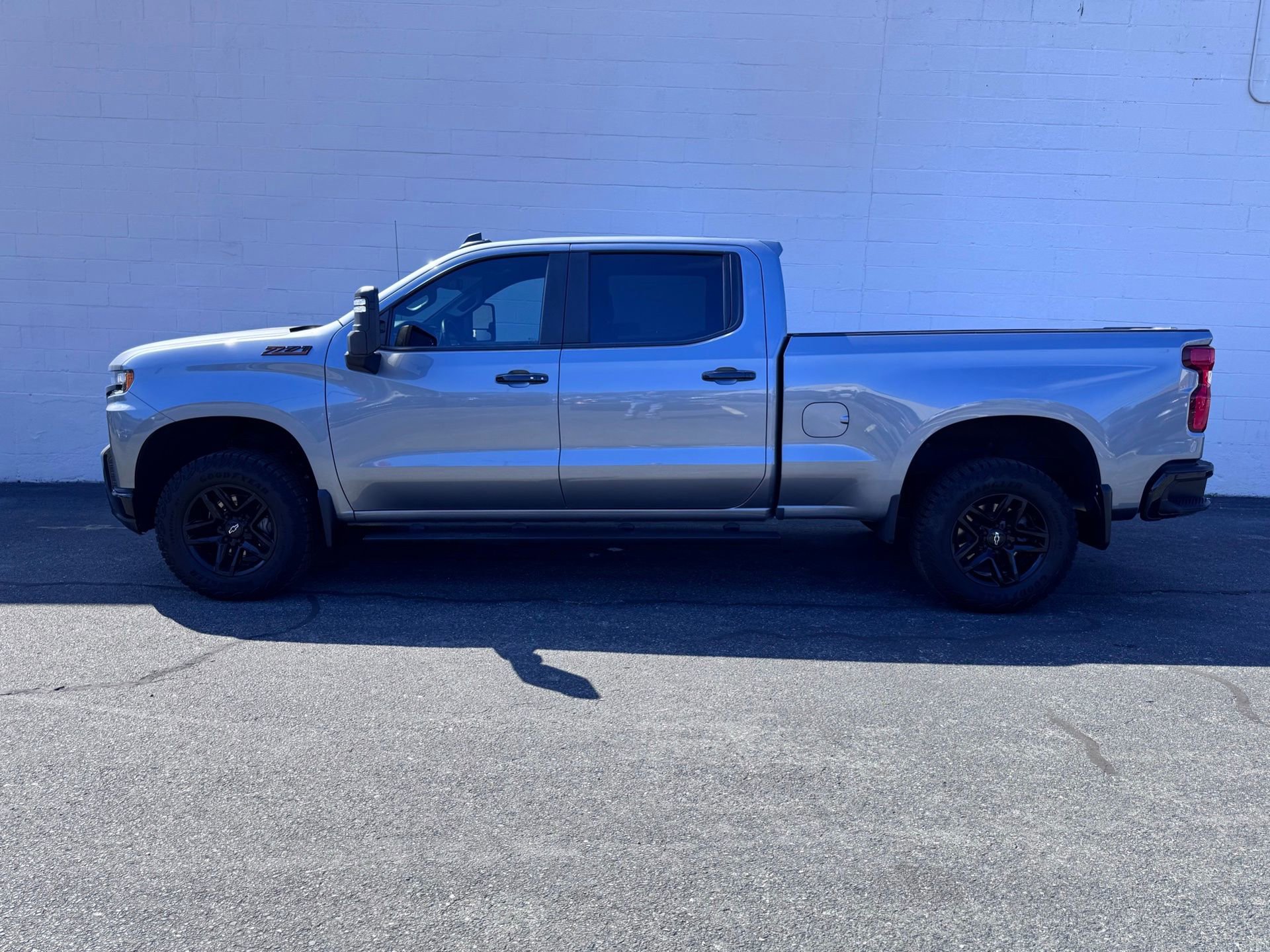 Used 2022 Chevrolet Silverado 1500 LT Trail Boss w/ Bed Protection Package image 2