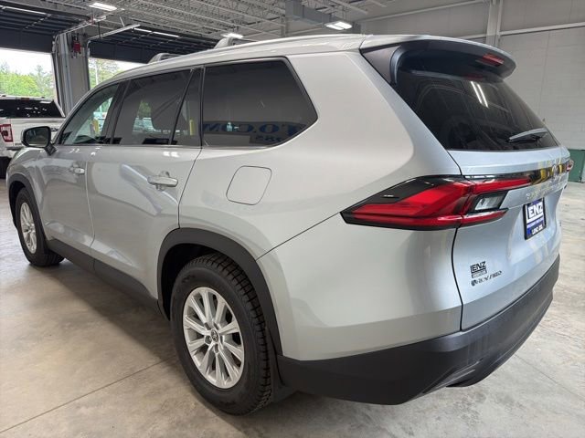 Used 2024 Toyota Grand Highlander AWD Hybrid image 5