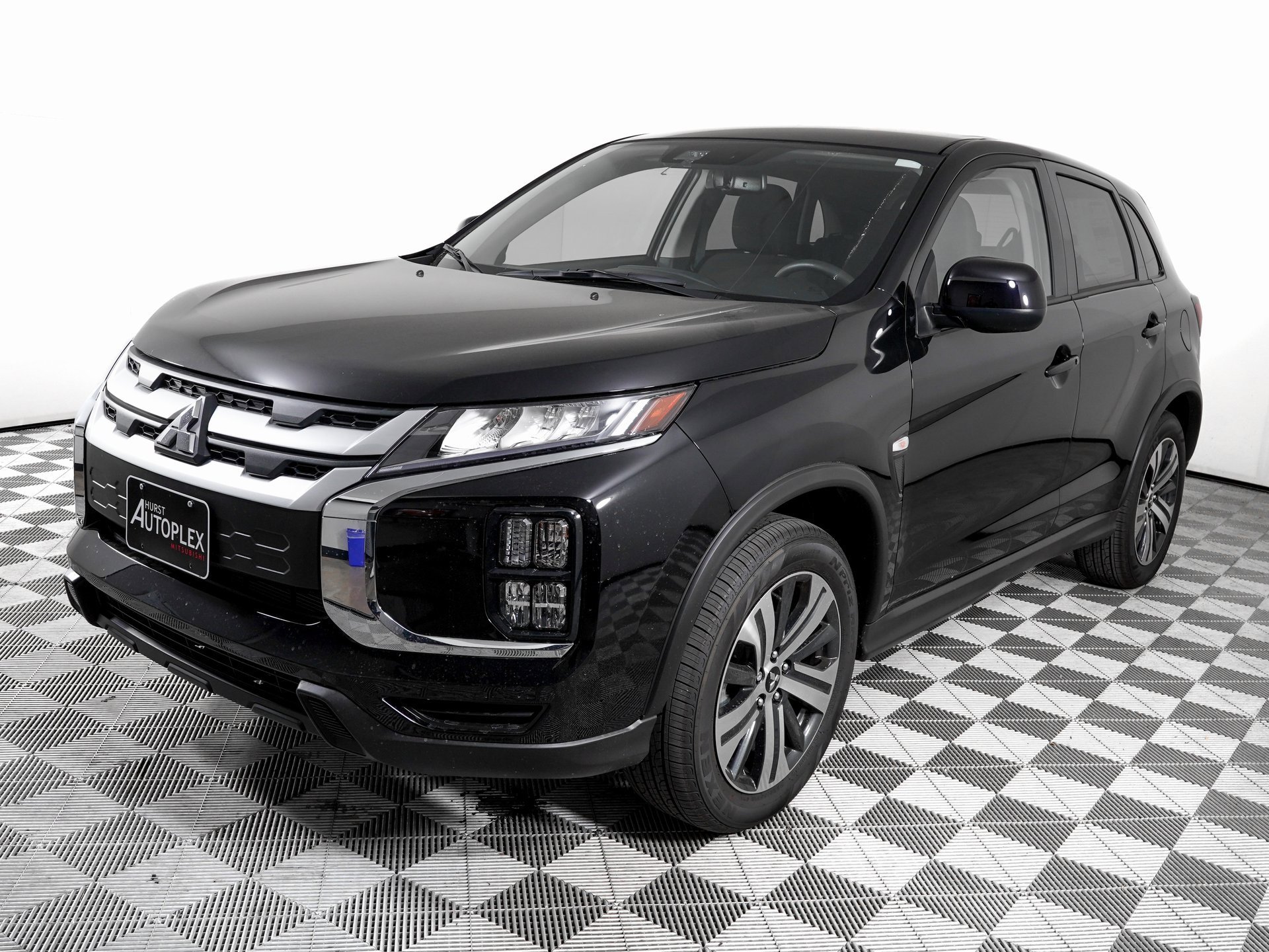 Used 2025 Mitsubishi Outlander Sport ES image 6