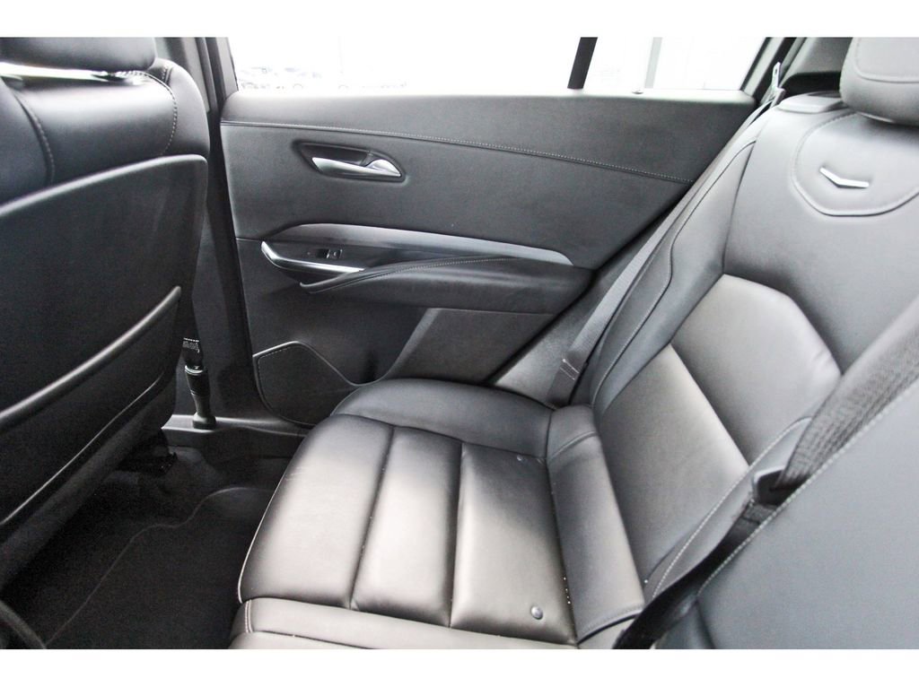 Used 2024 Cadillac XT4 Premium Luxury FWD image 12