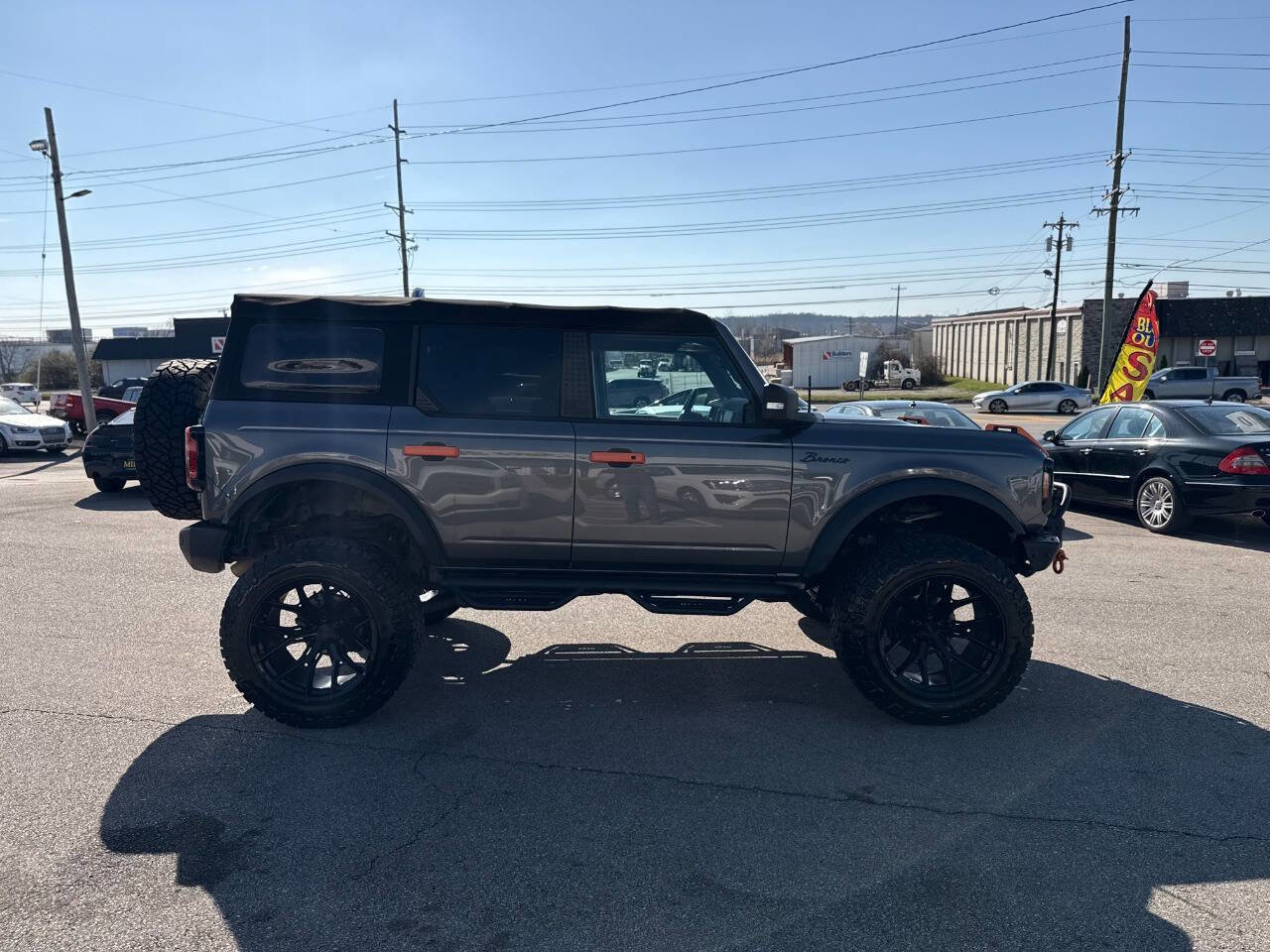 Used 2022 Ford Bronco Wildtrak image 5