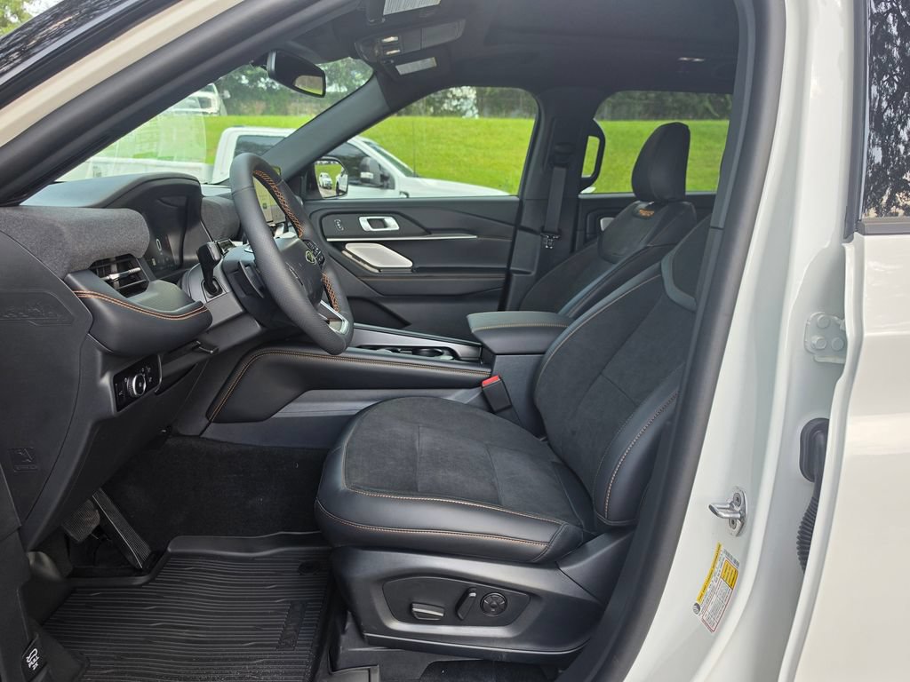 New 2026 Ford Explorer Tremor w/ Tremor Ultimate Package AWD/4WD image 8