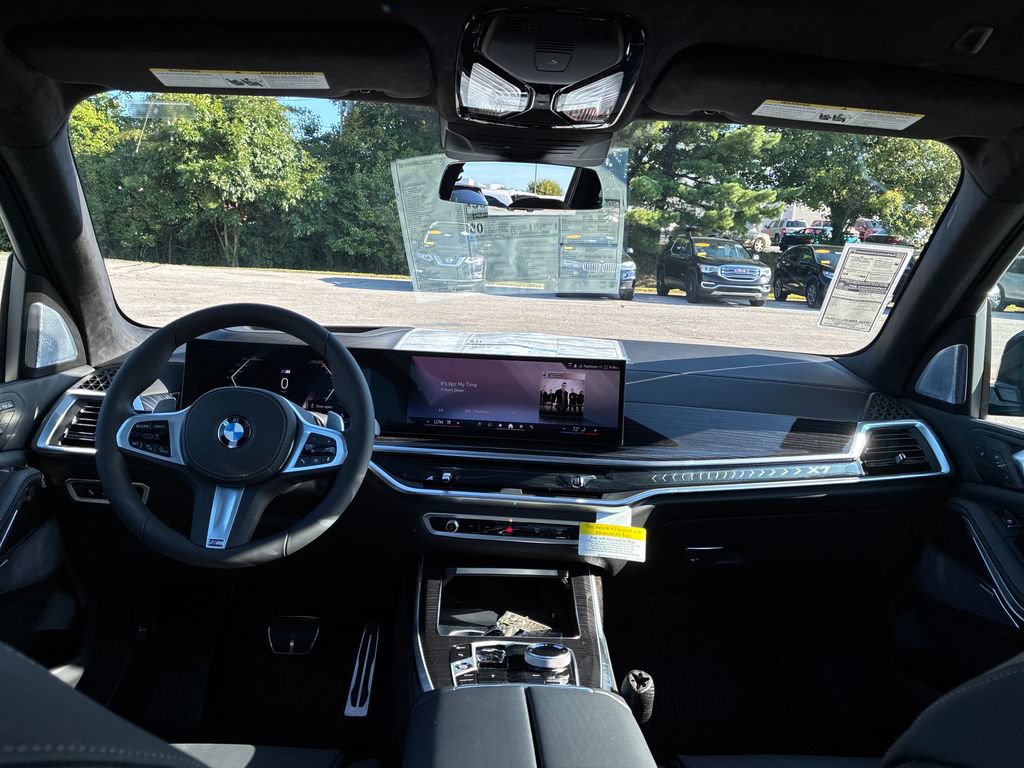 New 2027 BMW X7 xDrive40i w/ Executive Package AWD/4WD image 18