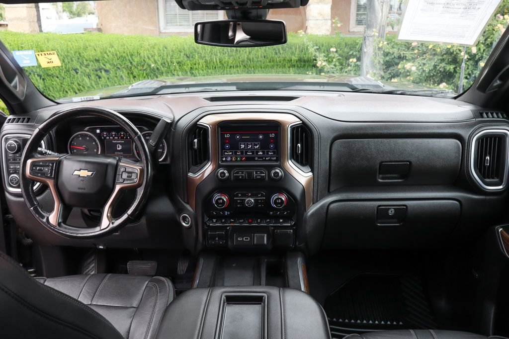 Used 2022 Chevrolet Silverado 3500 High Country w/ Safety Package II AWD/4WD image 29