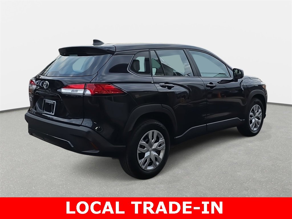 Used 2025 Toyota Corolla Cross L image 5