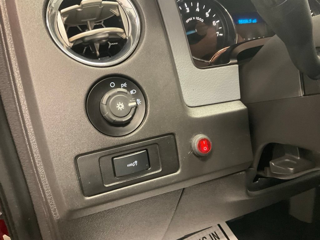 Used 2013 Ford F150 XLT AWD/4WD image 18