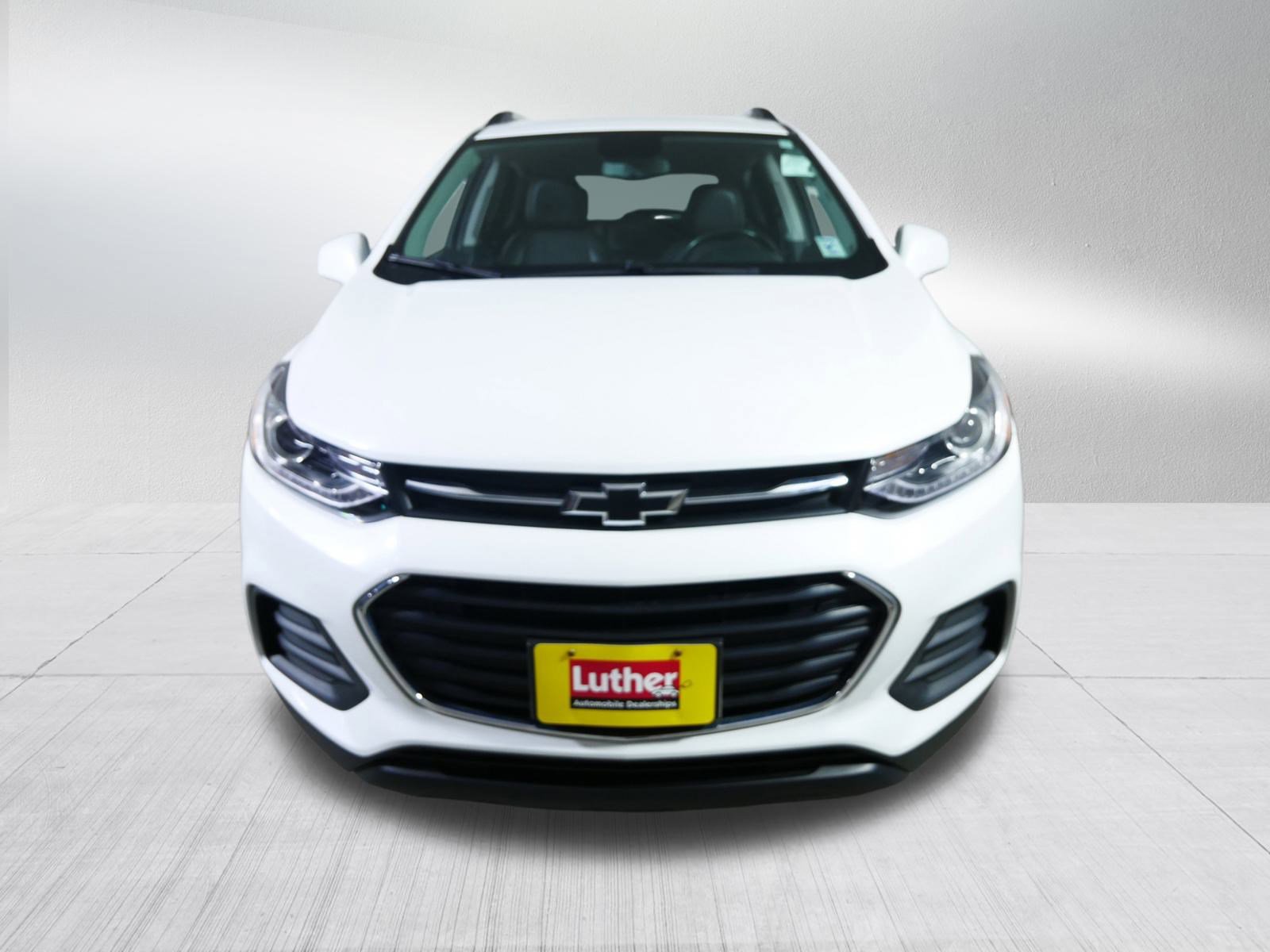 Used 2022 Chevrolet Trax LT w/ Sport Edition image 2