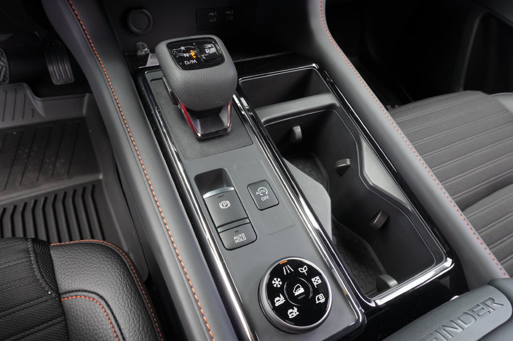 New 2026 Nissan Pathfinder Rock Creek AWD/4WD image 19