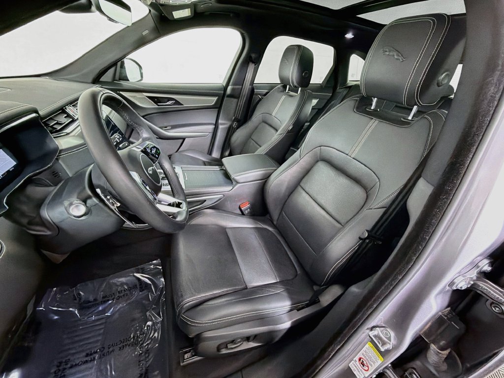 Certified 2026 Jaguar F-PACE R-Dynamic S AWD/4WD image 22
