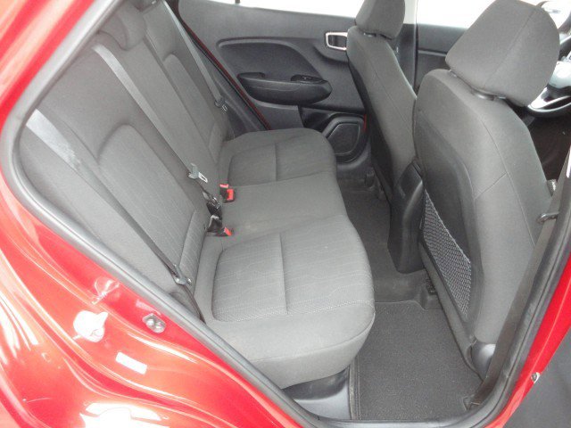 Used 2023 Hyundai Venue SE image 16