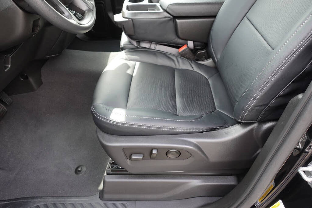 Used 2023 Chevrolet Silverado 1500 Custom w/ LPO, Dark Essentials Package AWD/4WD image 12
