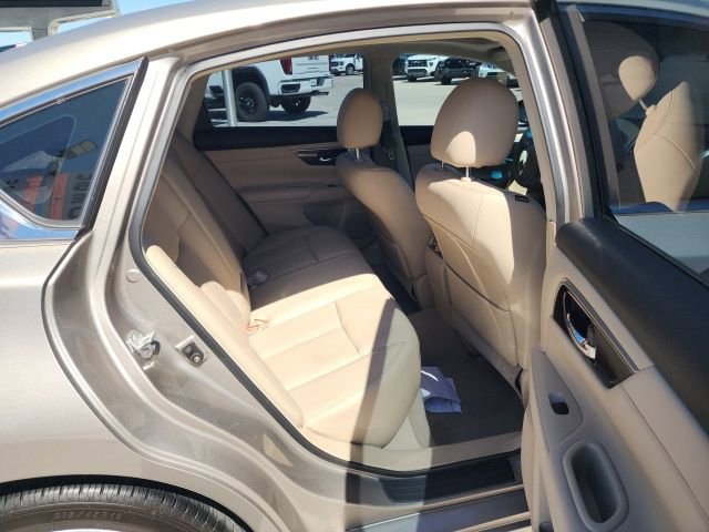 Used 2013 Nissan Altima 3.5 SL w/ Technology Pkg image 37