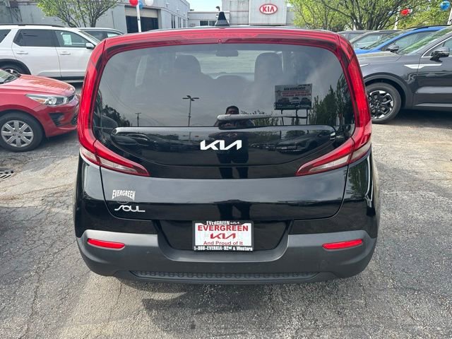 Used 2022 Kia Soul LX FWD image 5