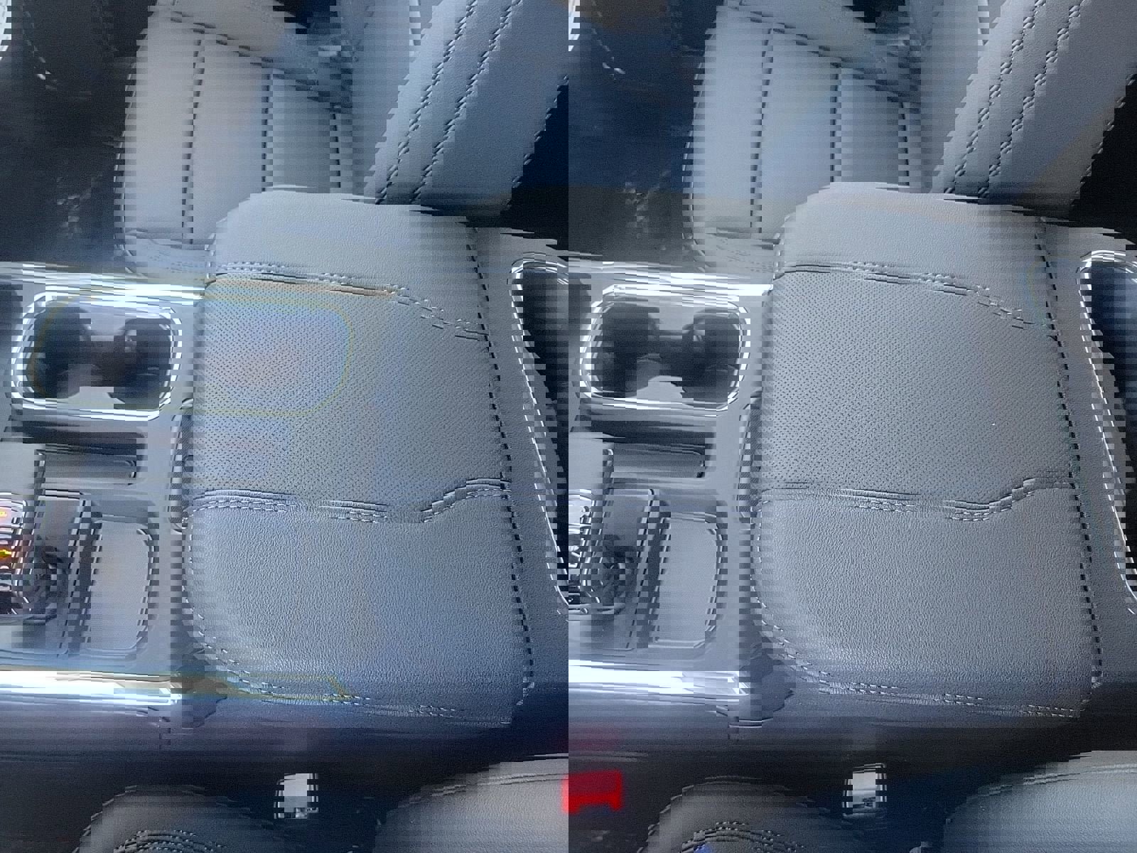 New 2026 GMC Sierra 1500 SLT image 37