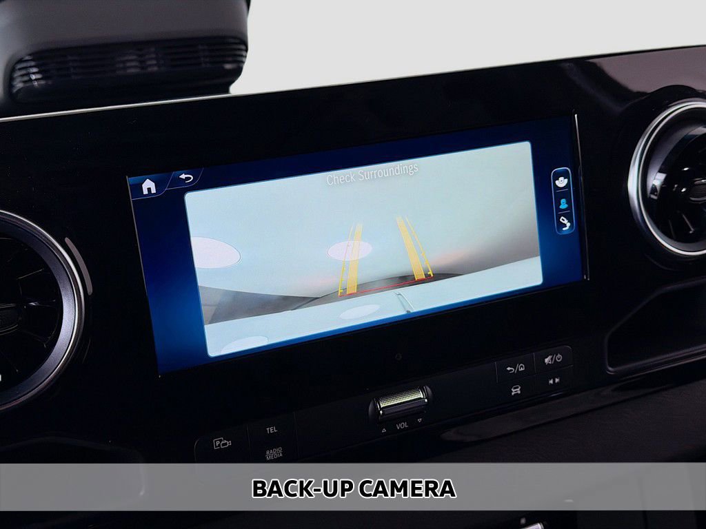 Used 2025 Mercedes-Benz Sprinter 2500 image 4