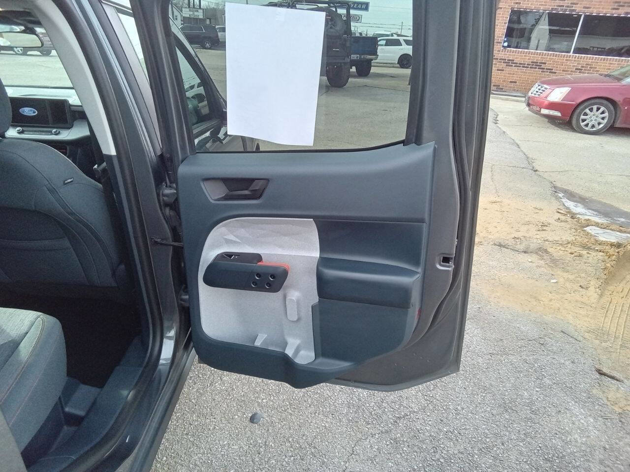 Used 2022 Ford Maverick XLT image 6