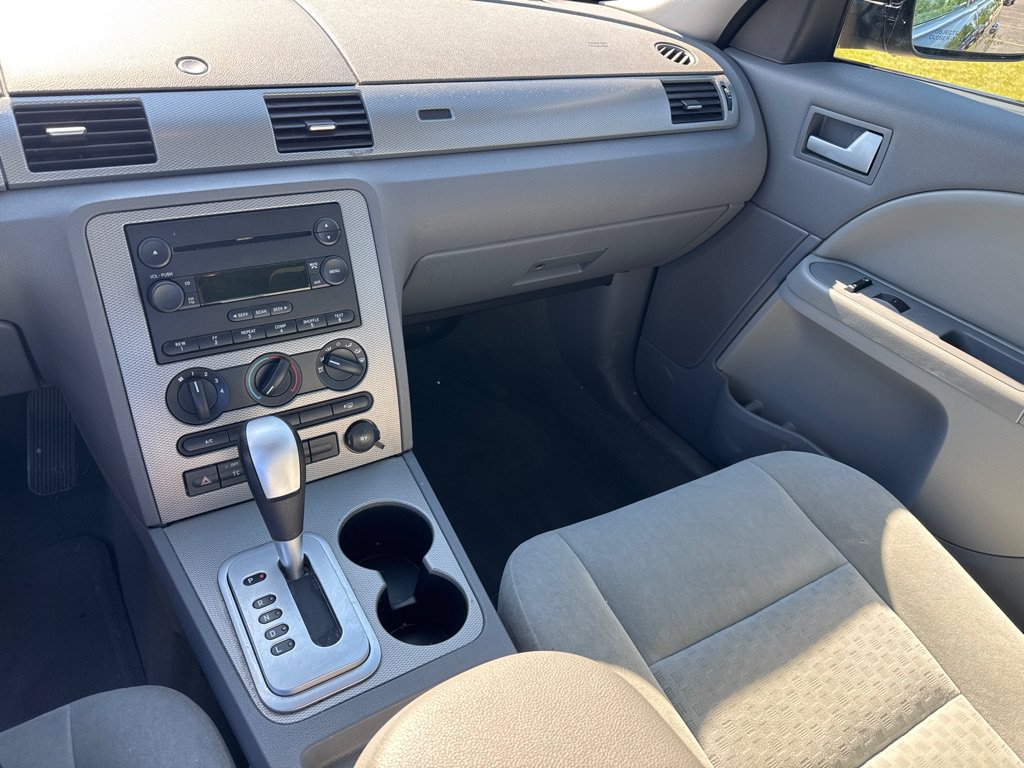 Used 2006 Ford Five Hundred SE AWD/4WD image 15