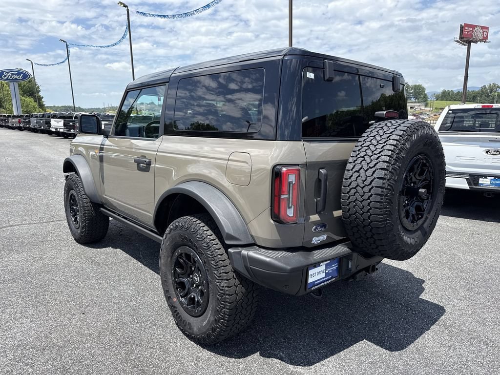 Used 2025 Ford Bronco Badlands AWD/4WD image 5