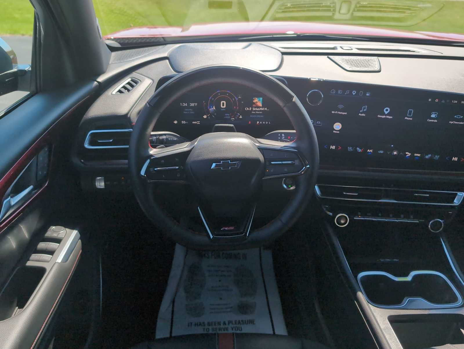 Used 2025 Chevrolet Traverse RS w/ LPO, Floor Liner Package AWD/4WD image 10