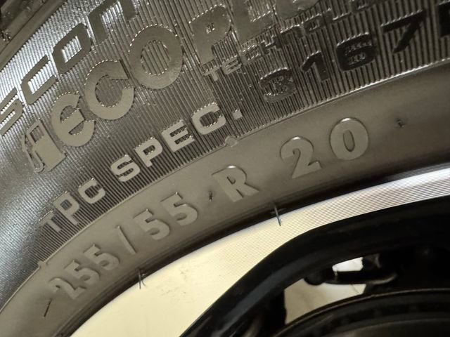 Used 2025 Buick Enclave Sport Touring FWD image 27