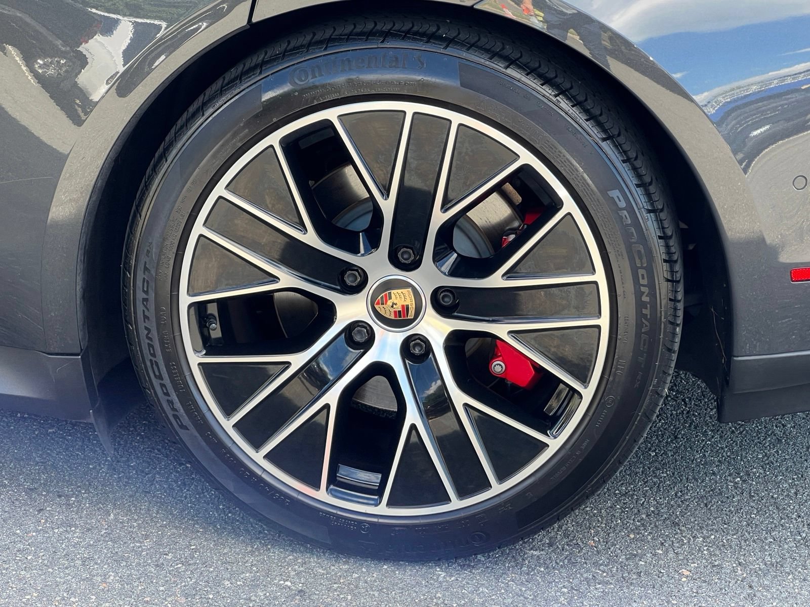 Used 2020 Porsche Taycan 4S AWD/4WD image 49