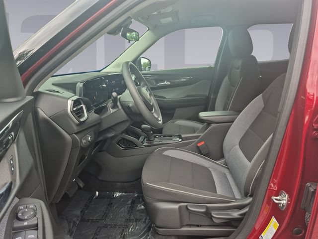 Certified 2025 Chevrolet TrailBlazer LS w/ LPO, Blackout Package AWD/4WD image 10
