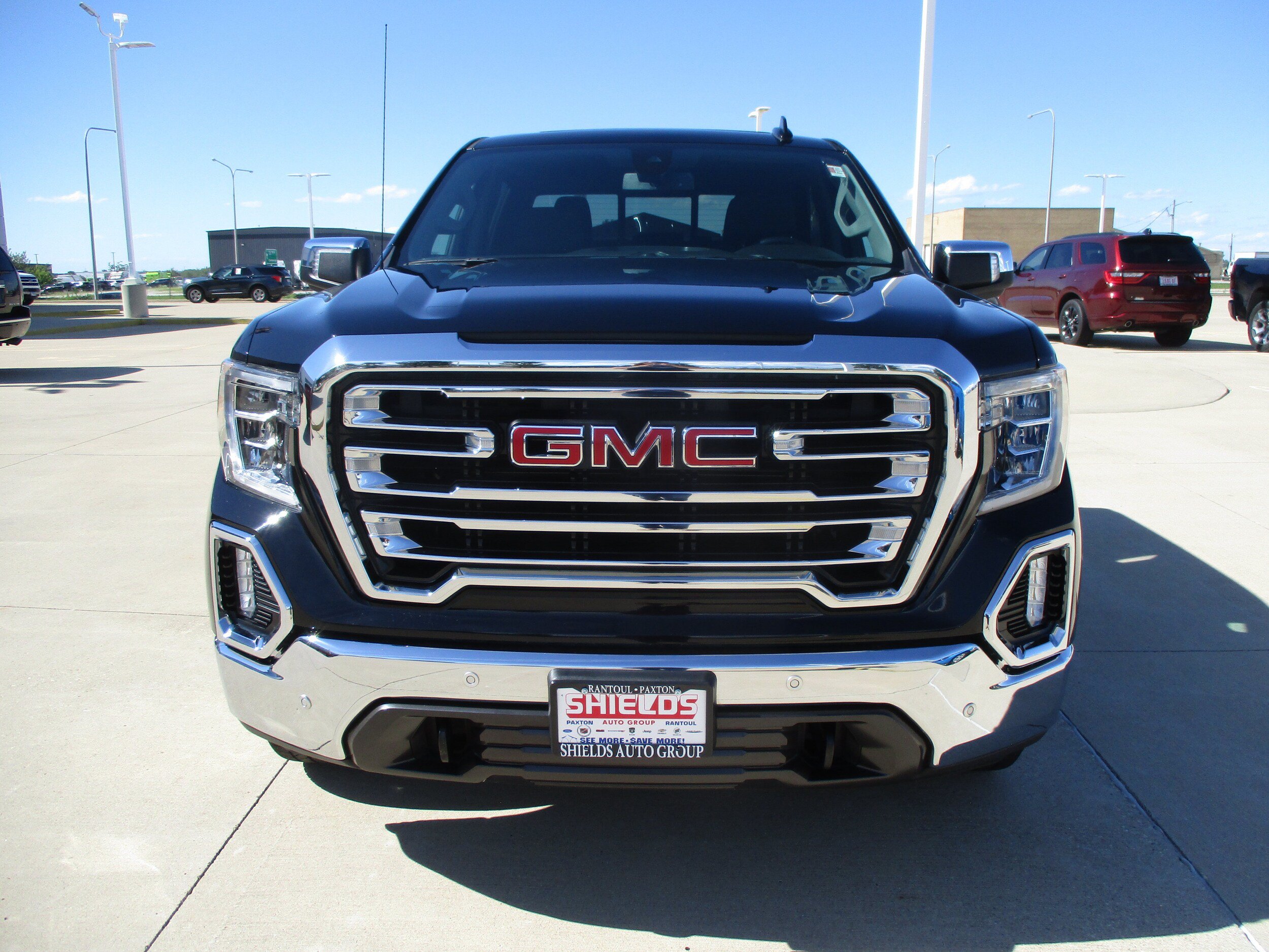 Used 2019 GMC Sierra 1500 SLT w/ SLT Premium Plus Package AWD/4WD image 12