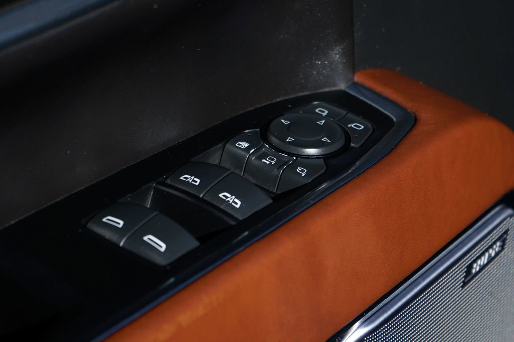 Used 2024 GMC Sierra 3500 Denali Ultimate image 18