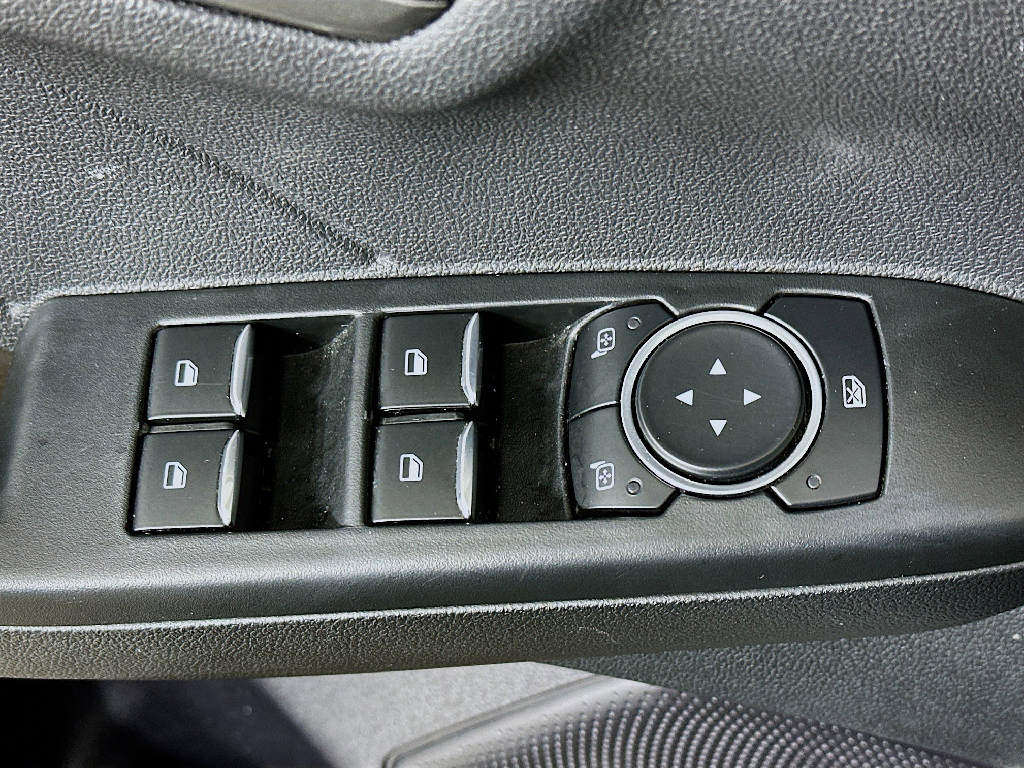 Used 2024 Ford Escape Active image 15