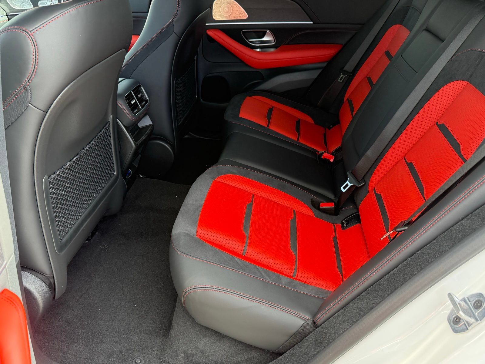 New 2026 Mercedes-Benz GLE 53 AMG 4MATIC Coupe image 32