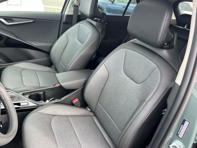 New 2025 Kia Niro SX Touring image 13