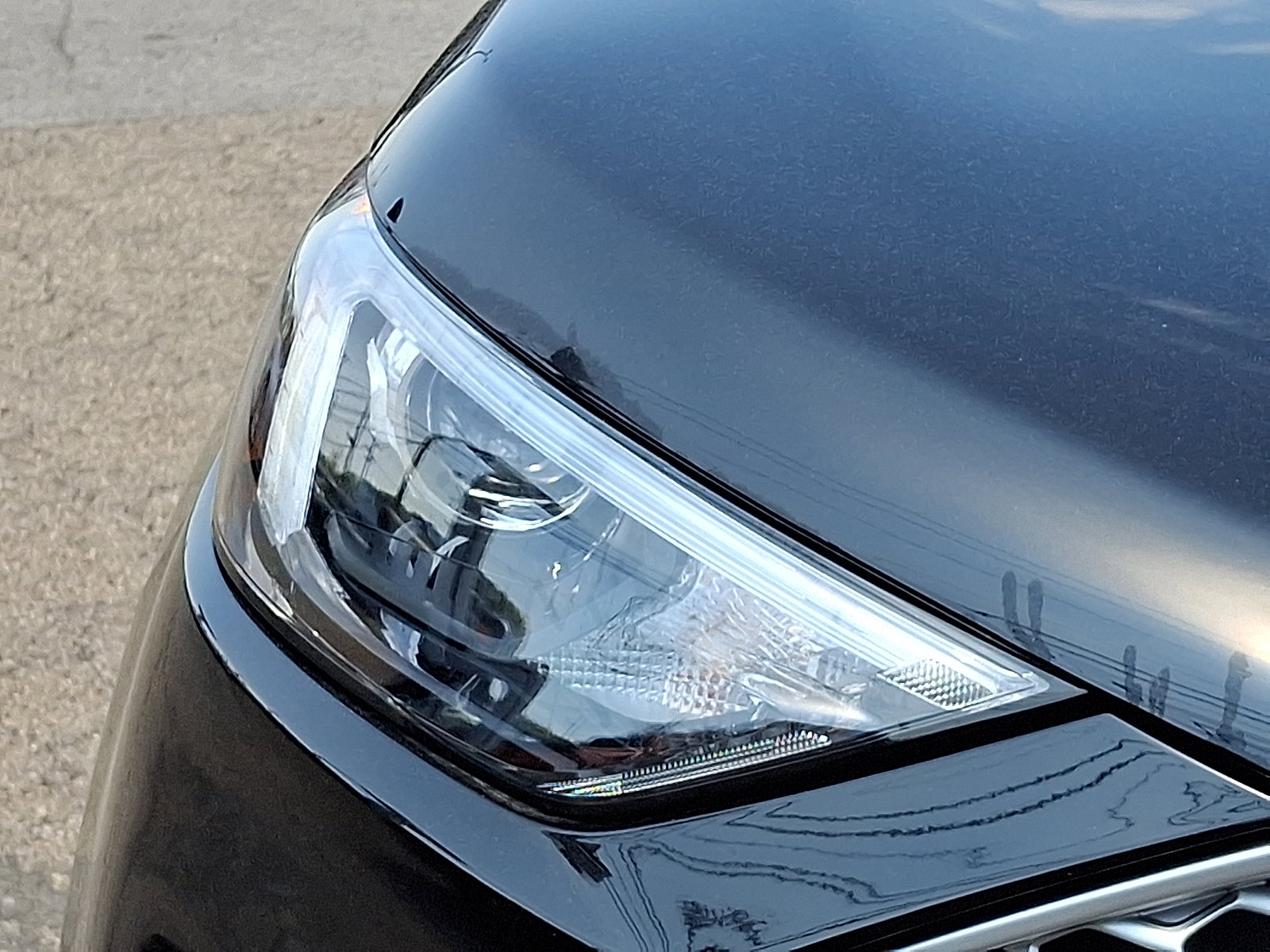 Used 2024 Ford Edge SEL w/ Convenience Package AWD/4WD image 9
