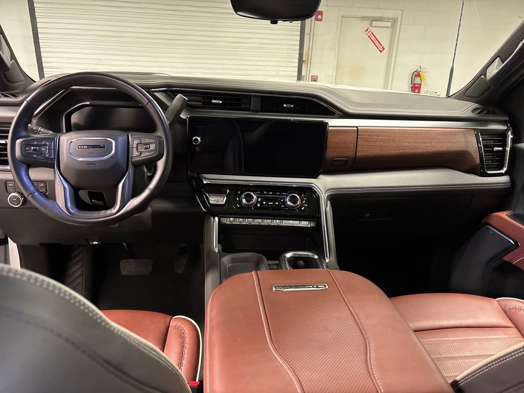 Certified 2025 GMC Sierra 2500 Denali Ultimate image 32
