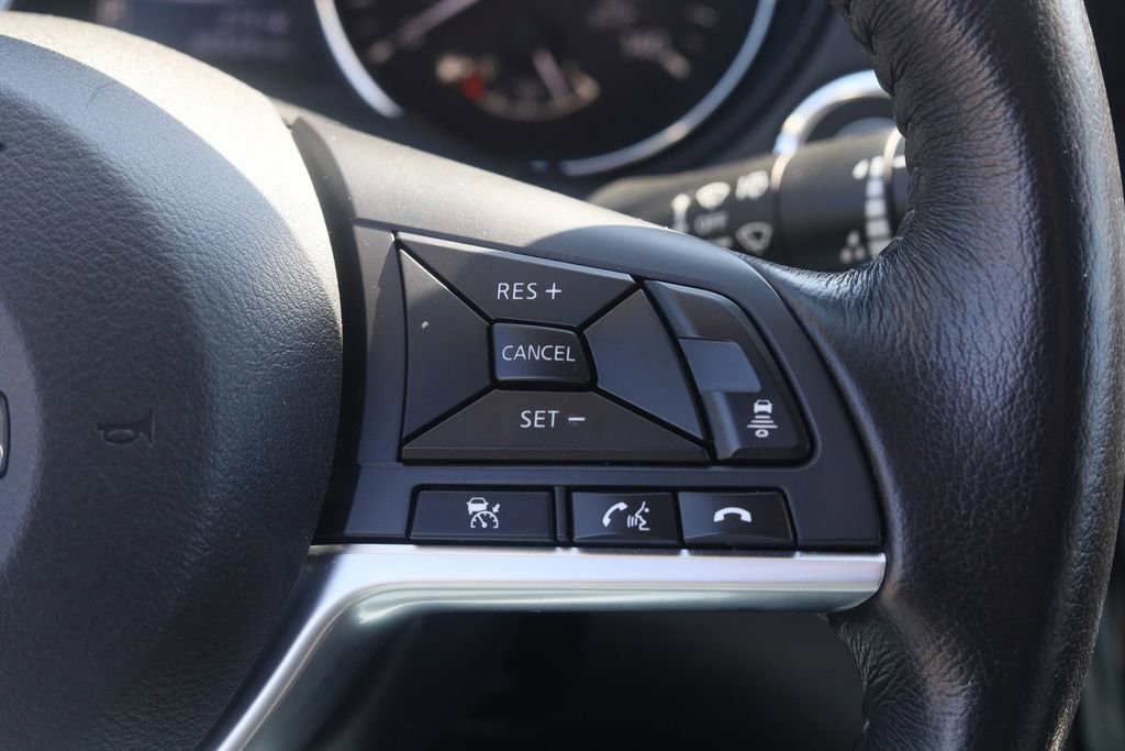 Used 2018 Nissan Rogue Sport SL w/ SL Premium Package image 30