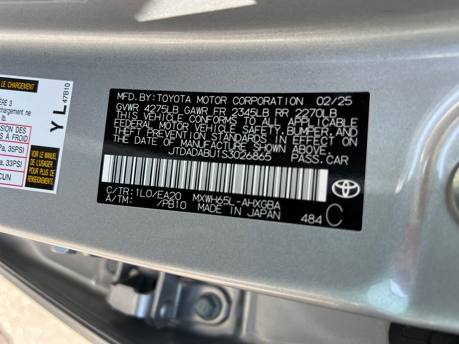 Used 2025 Toyota Prius XLE AWD/4WD image 32