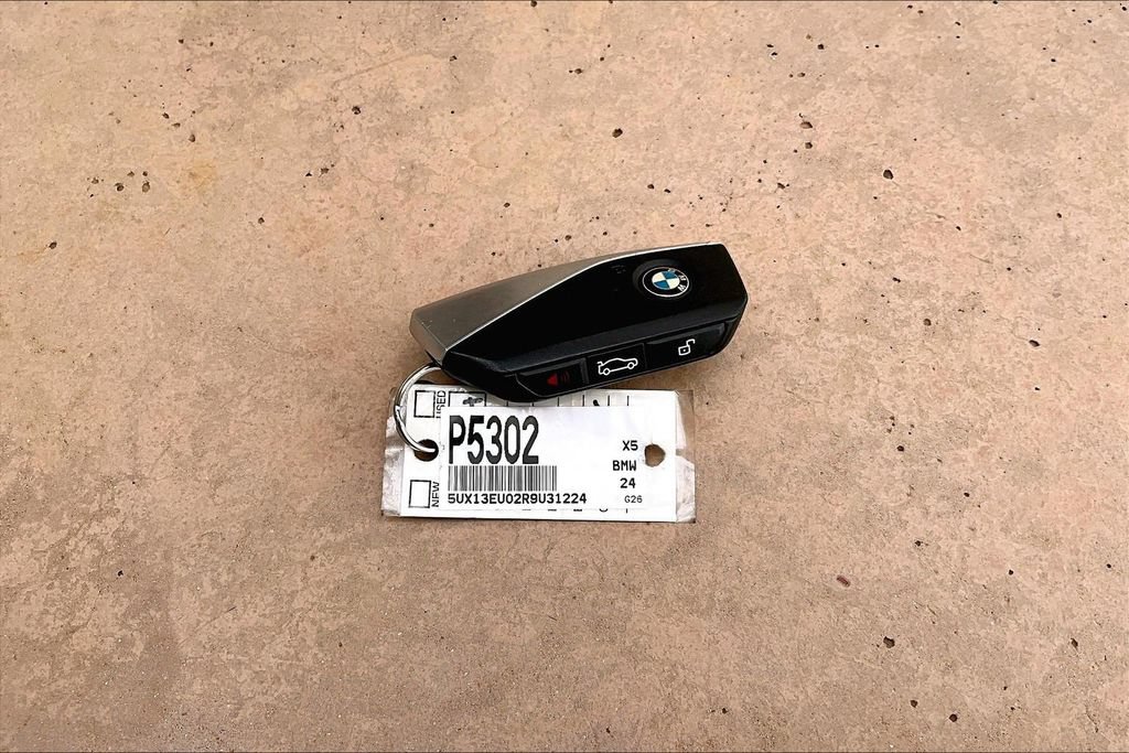 Used 2024 BMW X5 sDrive40i RWD image 11