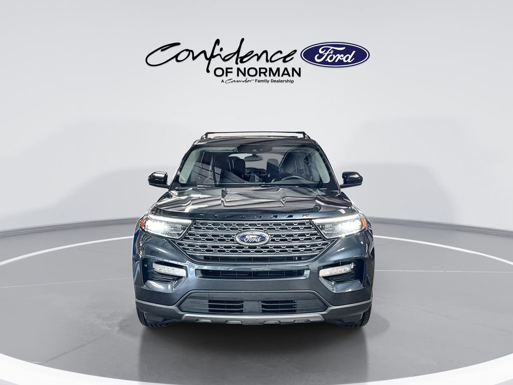 Used 2023 Ford Explorer XLT w/ Equipment Group 202A RWD image 2