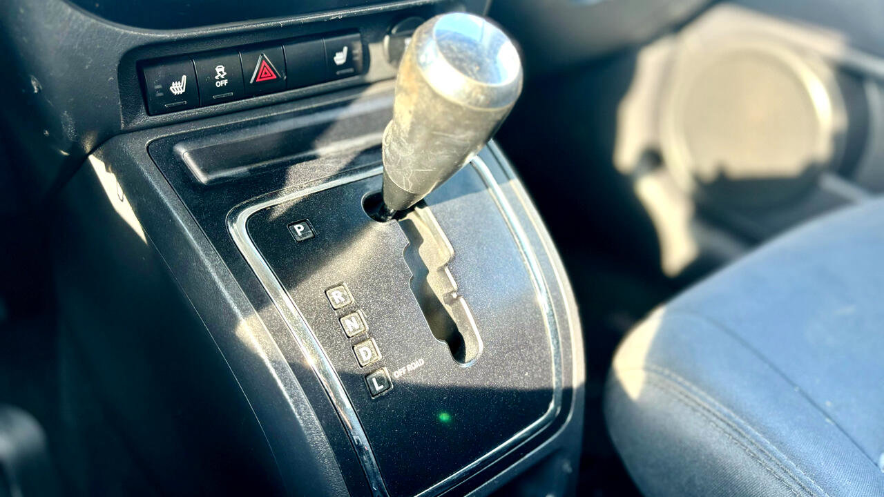 Used 2015 Jeep Patriot Latitude image 23