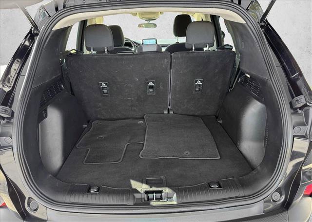 Used 2020 Ford Escape SE image 7