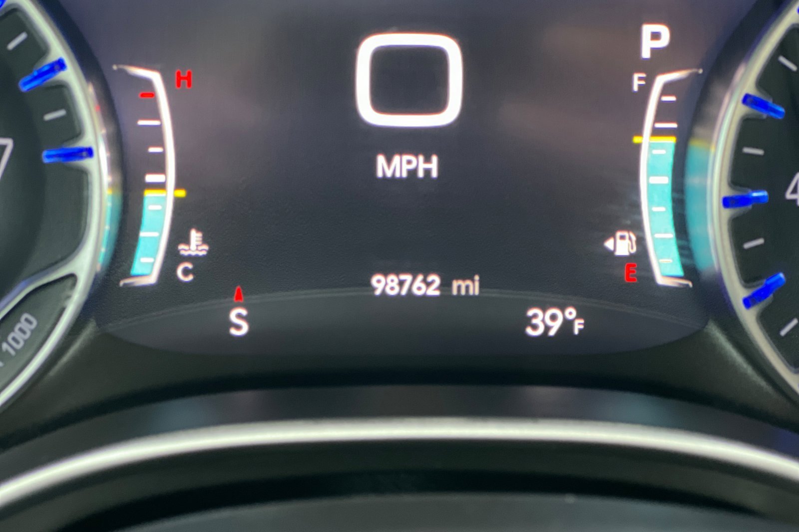 Used 2020 Chrysler Pacifica Touring-L Plus w/ Tire & Wheel Group image 27