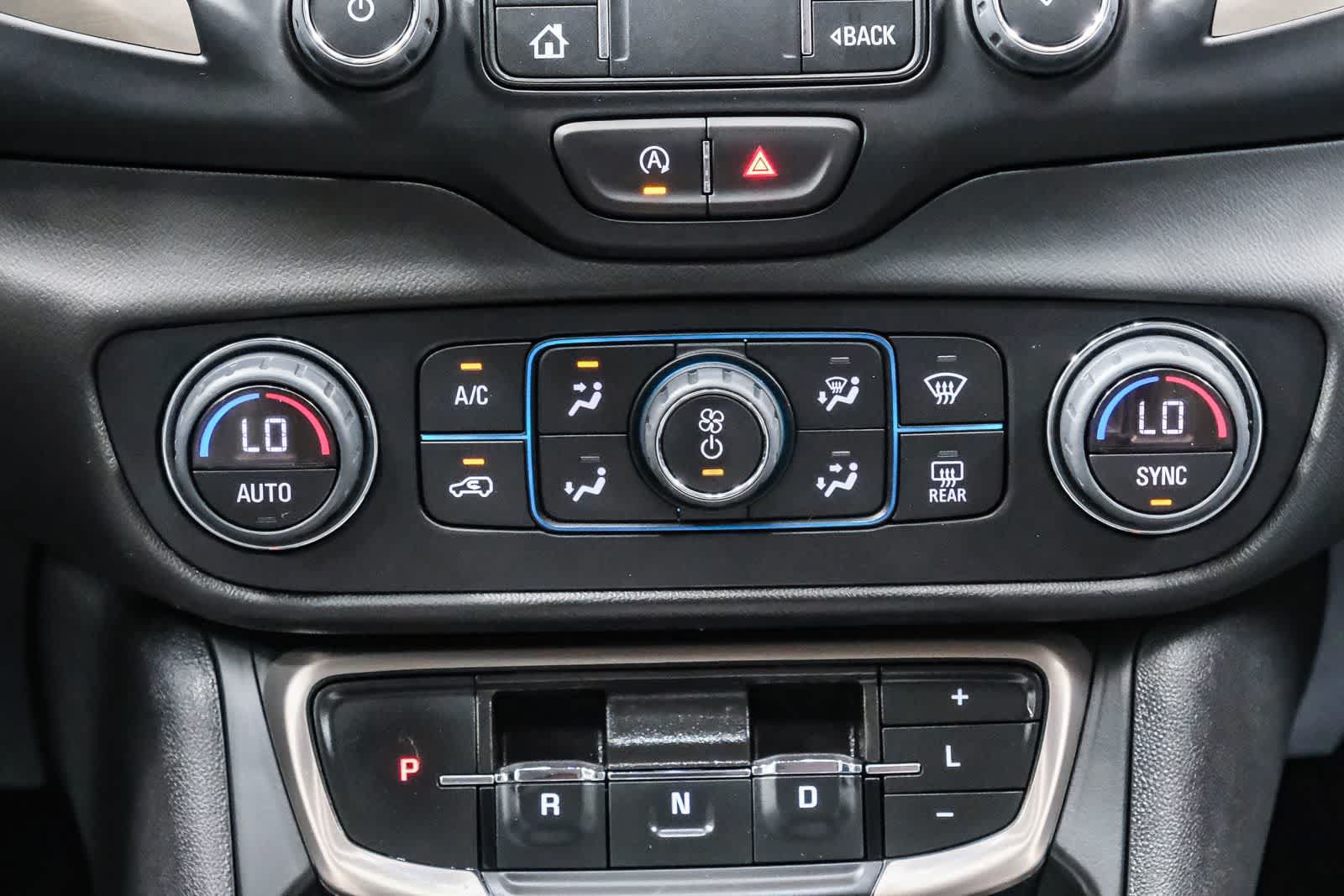 Used 2022 GMC Terrain Denali AWD/4WD image 17
