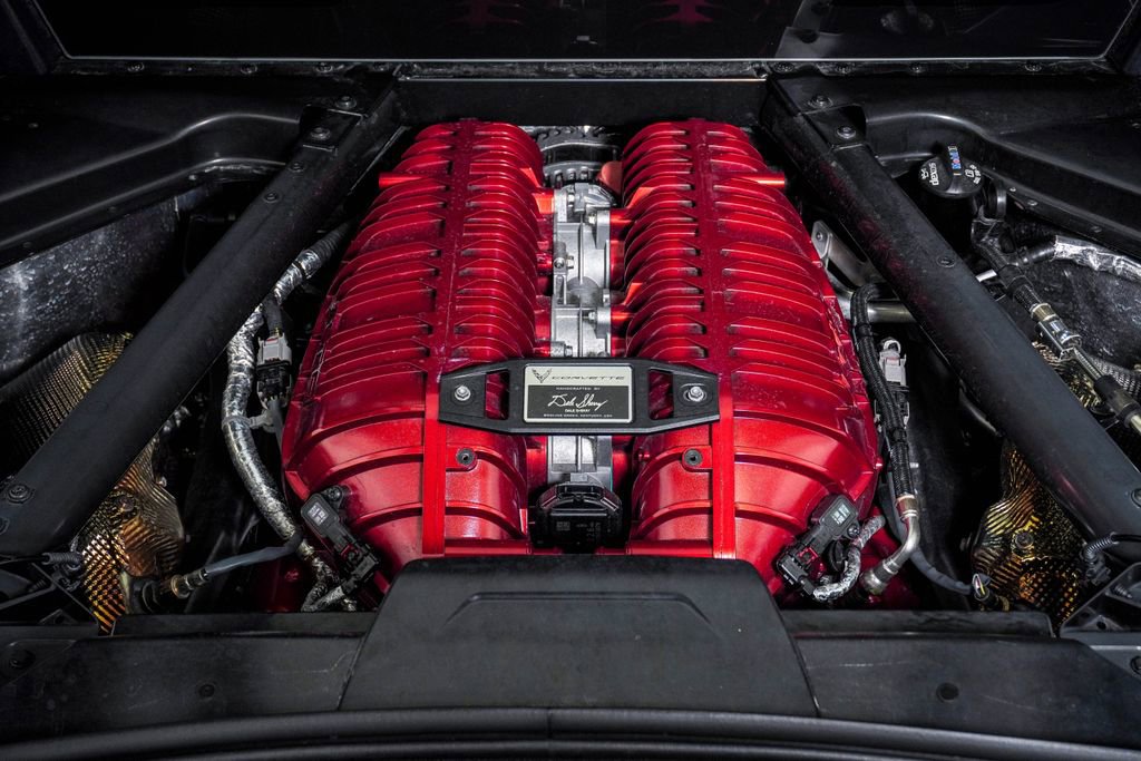 Used 2023 Chevrolet Corvette Z06 w/ Z07 Performance Package RWD image 38