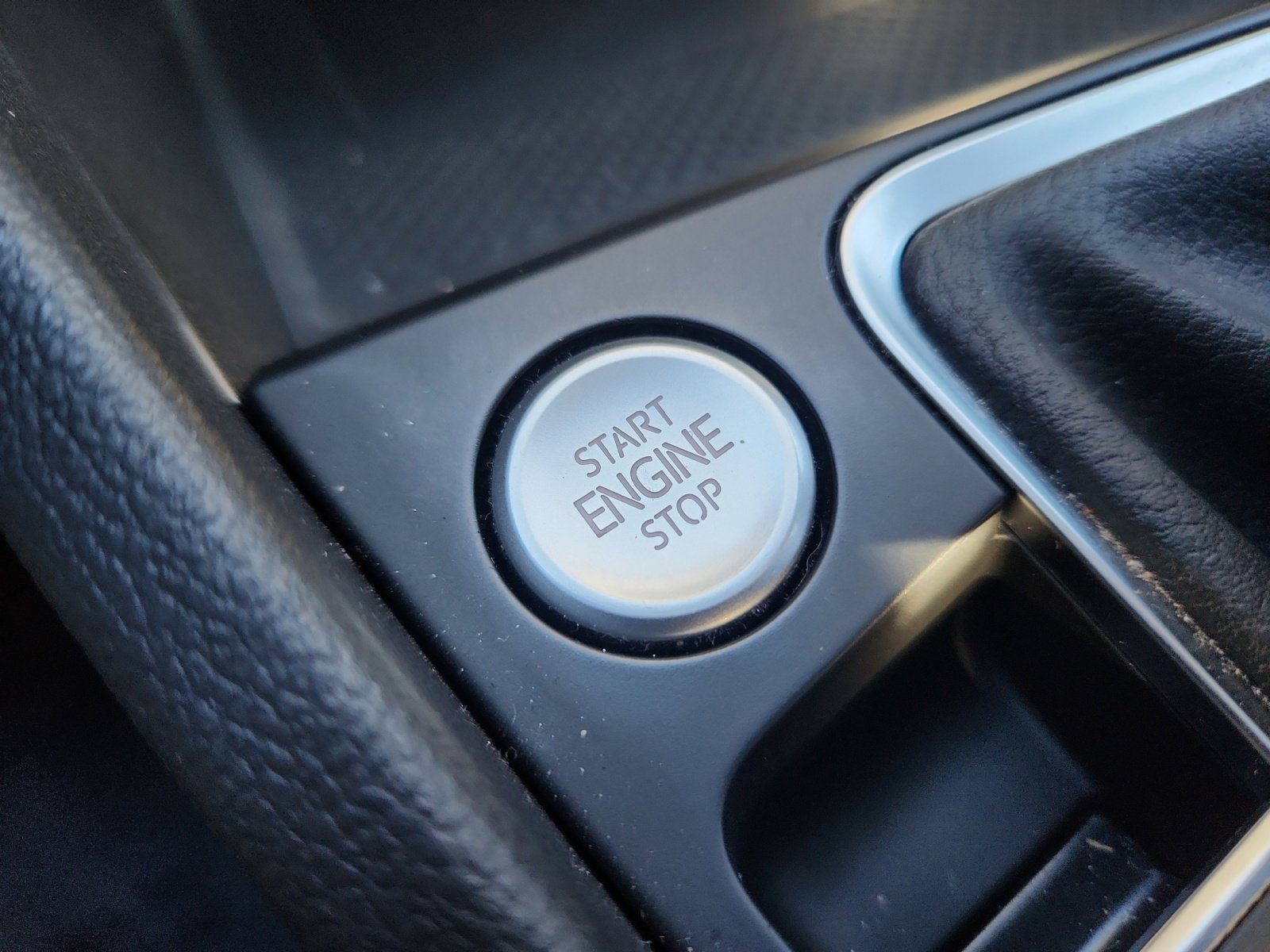 Used 2022 Volkswagen Jetta SEL image 31