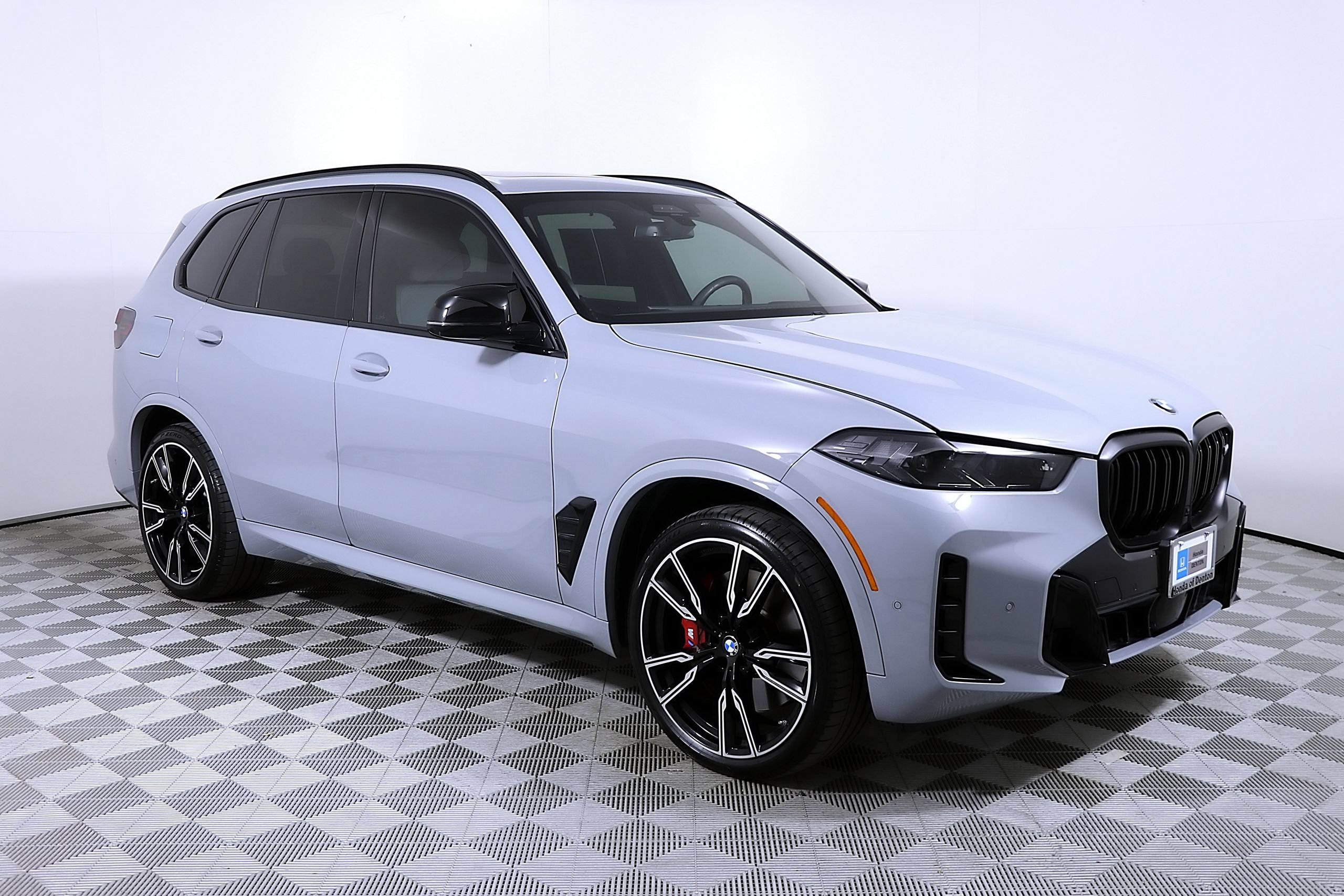 Used 2026 BMW X5 M60i AWD/4WD image 6