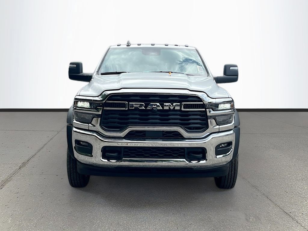New 2026 RAM 5500 Tradesman w/ Chrome Appearance Group image 2