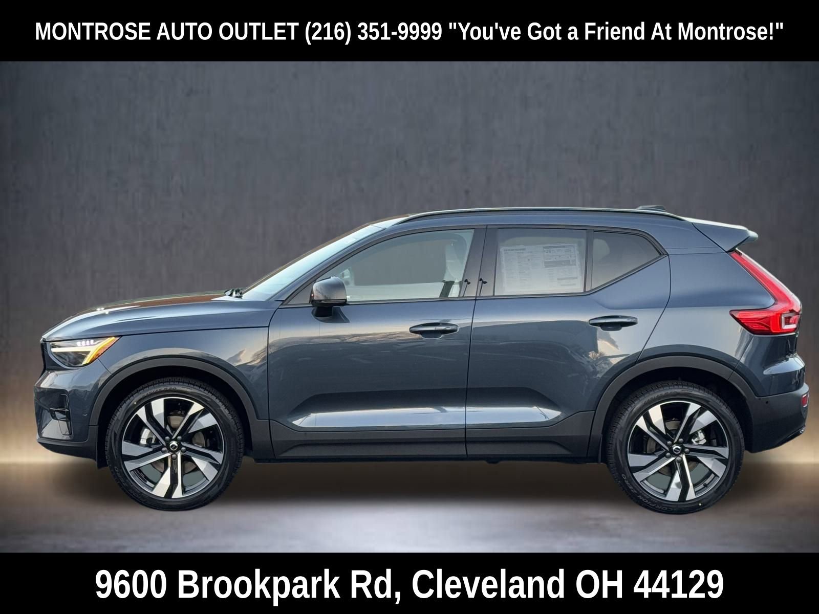 New 2026 Volvo XC40 B5 Plus w/ Protection Package Premier image 2