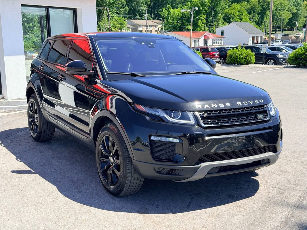 Used 2019 Land Rover Range Rover Evoque SE Premium AWD/4WD image 8