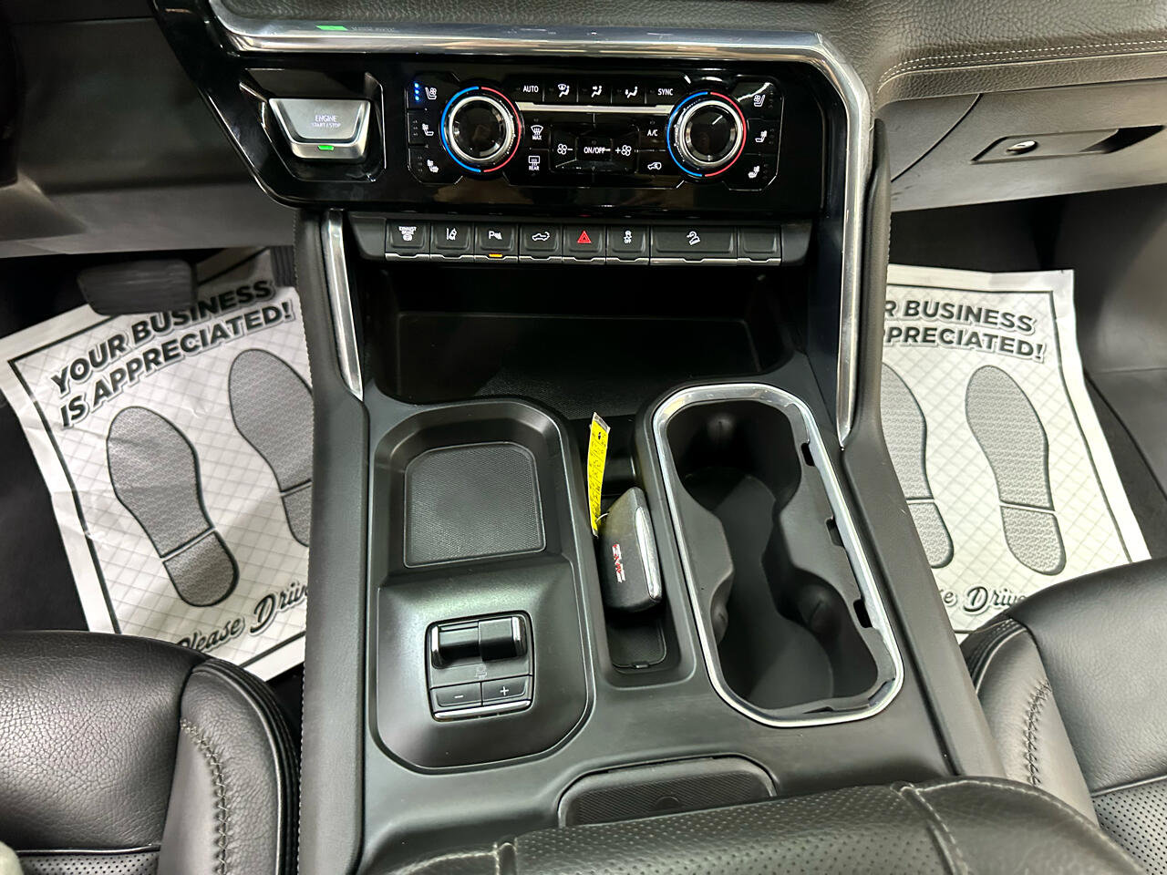 Used 2024 GMC Sierra 2500 Denali w/ Denali Reserve Package image 33