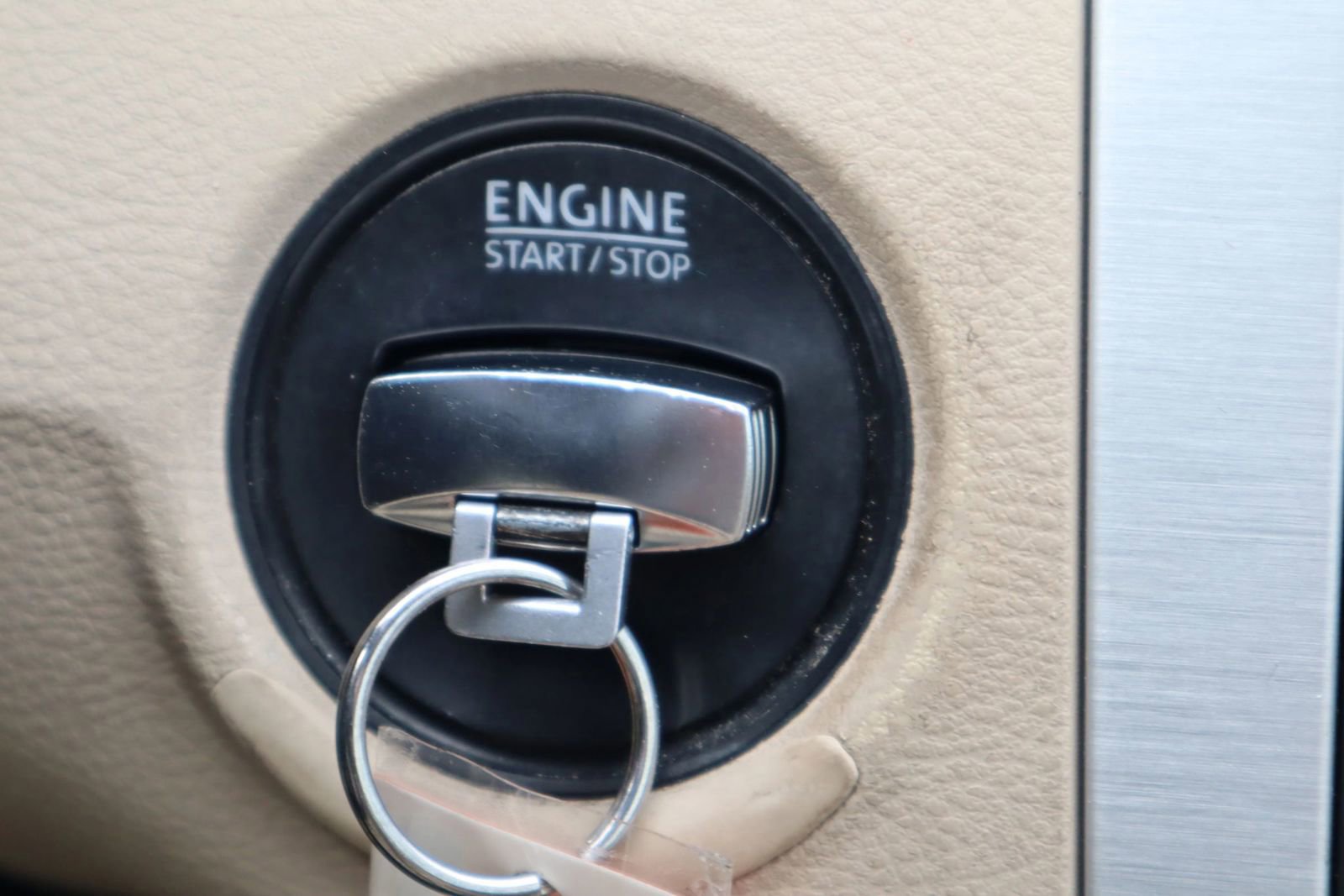 Used 2012 Volkswagen CC Lux Plus image 31