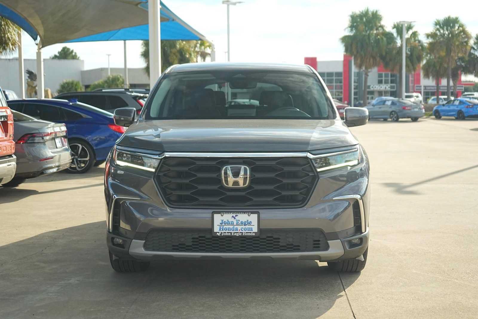 Used 2025 Honda Pilot EX-L image 6